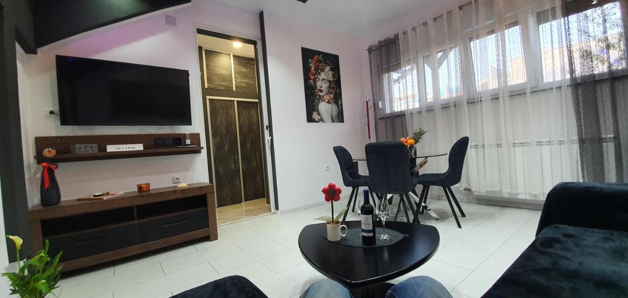 Apartamento Yela Zadar